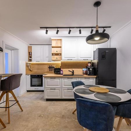 Five Stars Apartment تيميشورا المظهر الخارجي الصورة