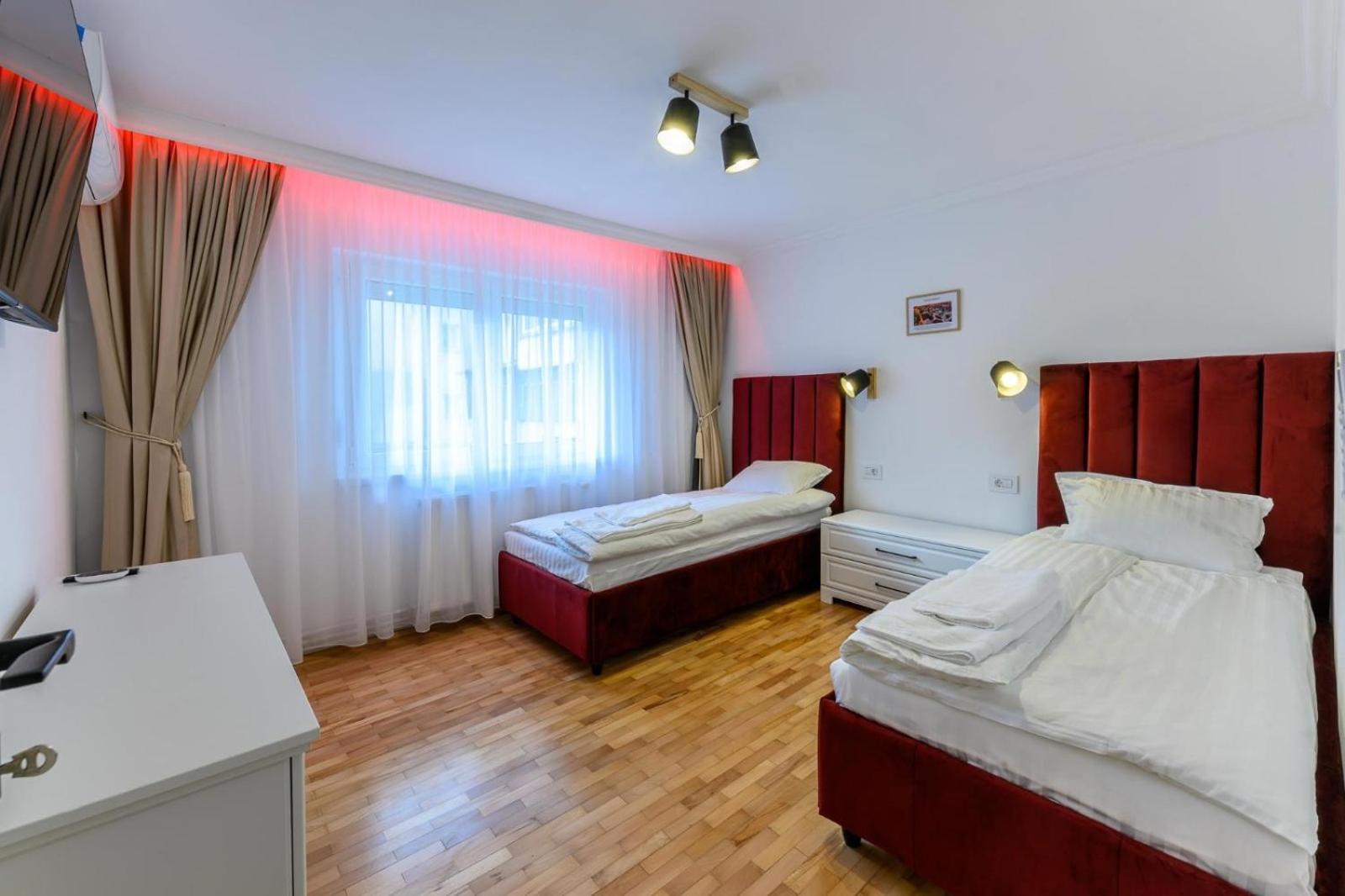 Five Stars Apartment تيميشورا المظهر الخارجي الصورة