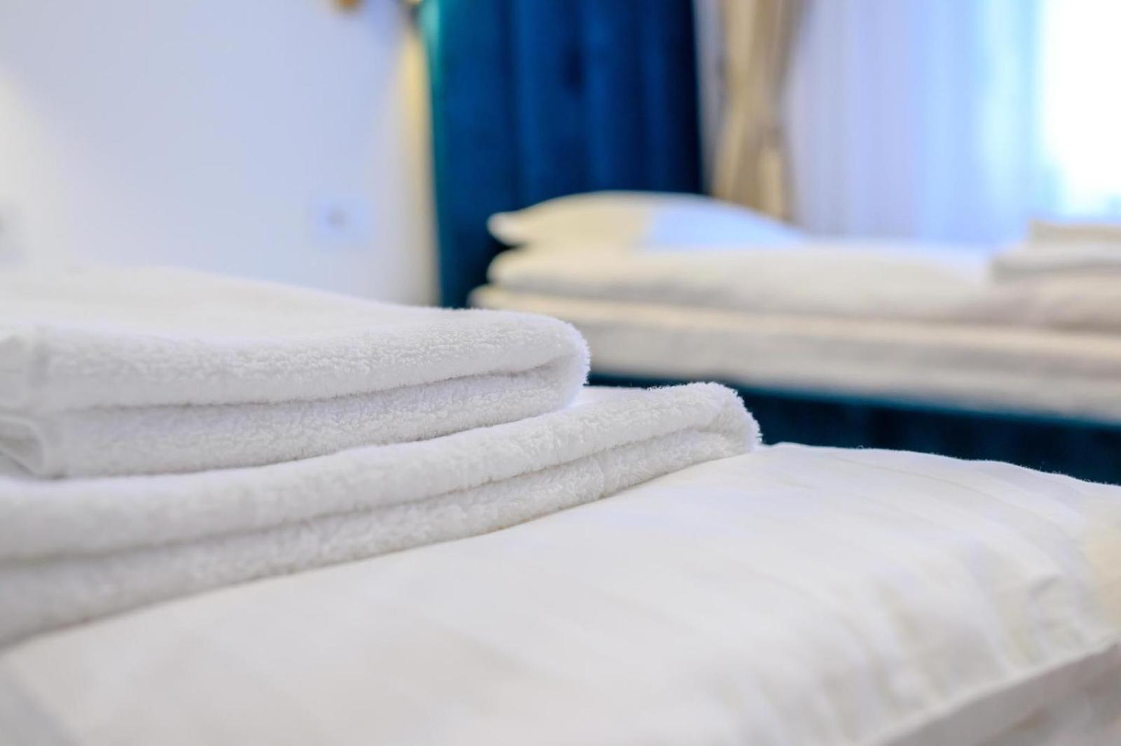 Five Stars Apartment تيميشورا المظهر الخارجي الصورة