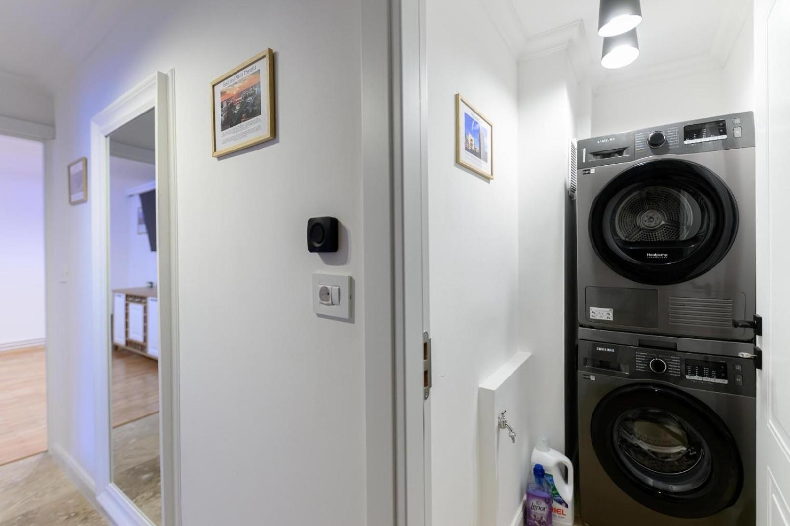 Five Stars Apartment تيميشورا المظهر الخارجي الصورة